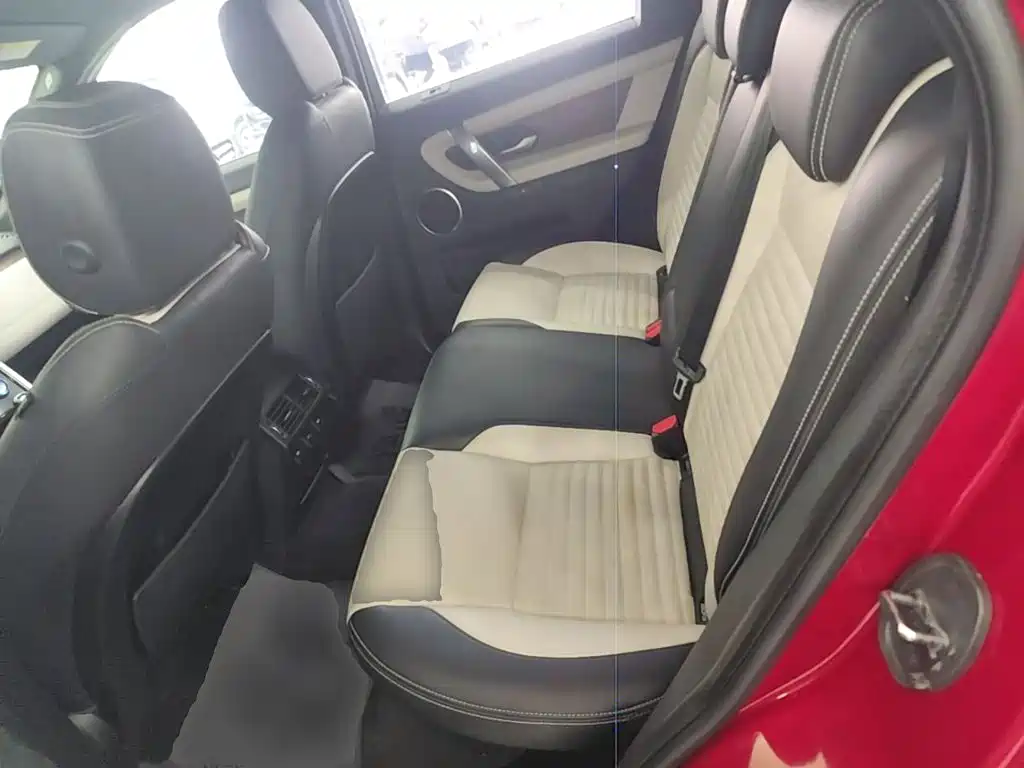 Land Rover Discovery Sport — фото 17