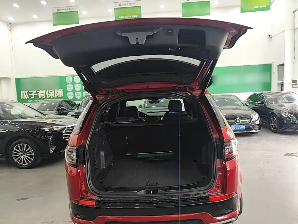 Land Rover Discovery Sport — фото 19