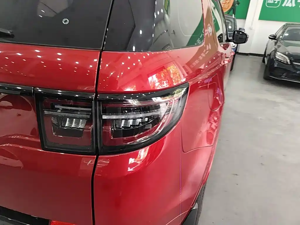 Land Rover Discovery Sport — фото 8