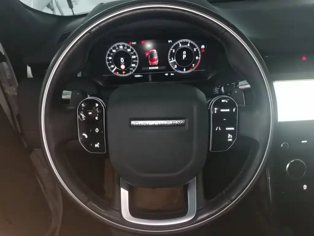 Land Rover Discovery Sport — фото 11