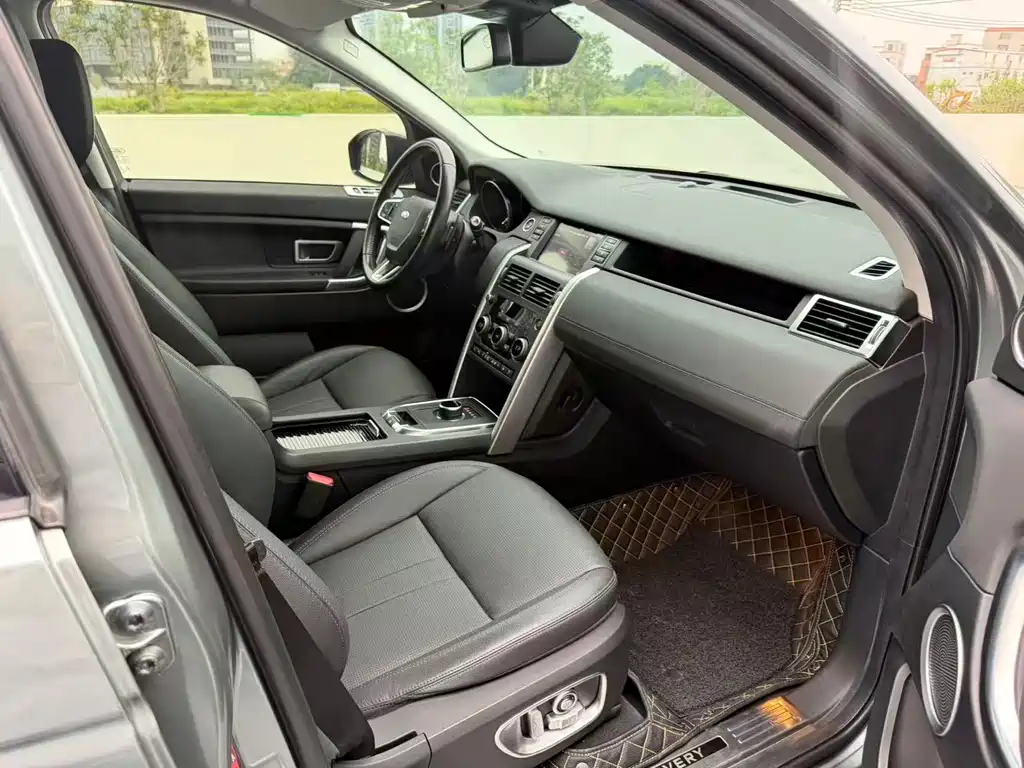 Land Rover Discovery Sport — фото 13