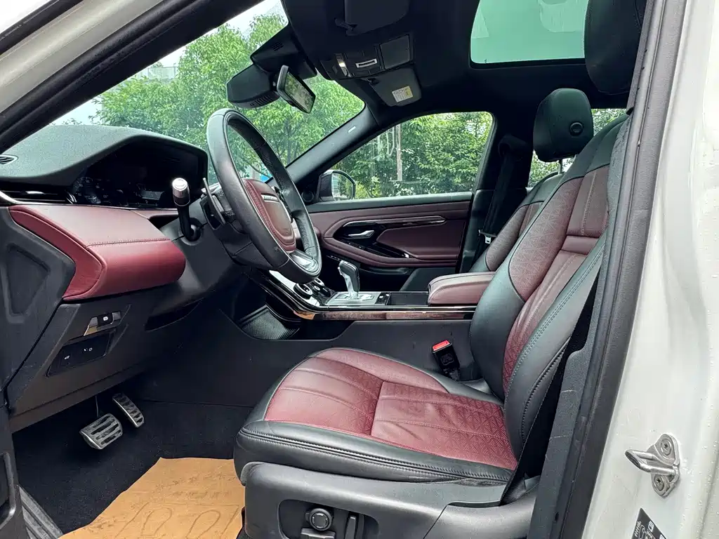 Land Rover Evoque — фото 11