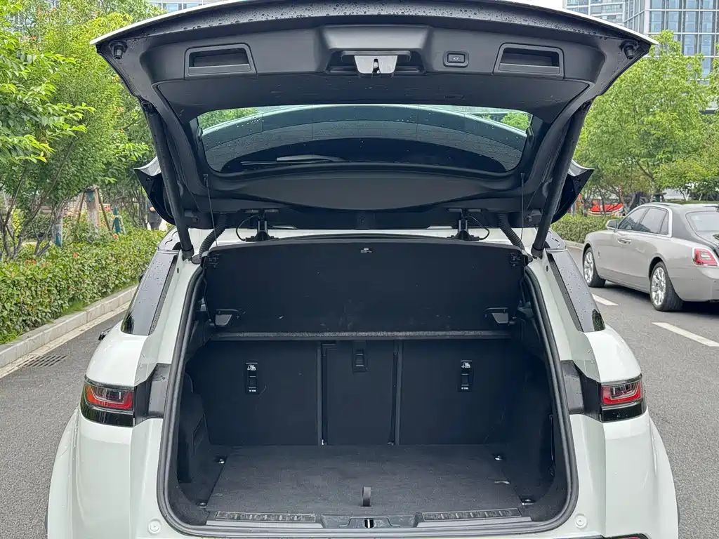 Land Rover Evoque — фото 18