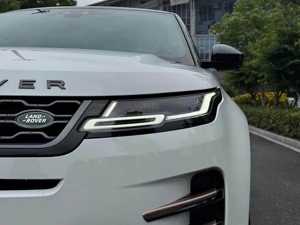 Land Rover Evoque — фото 21