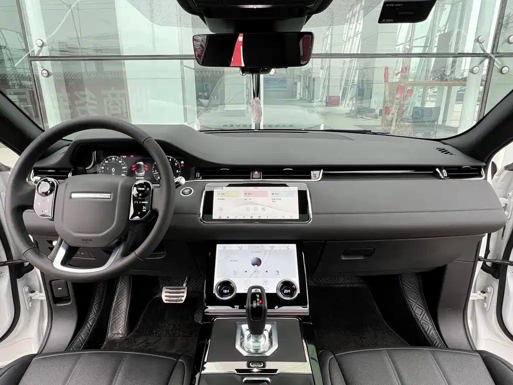 Land Rover Evoque — фото 13