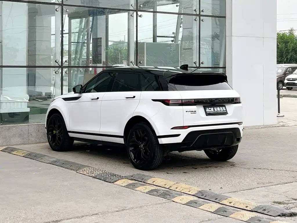 Land Rover Evoque — фото 6