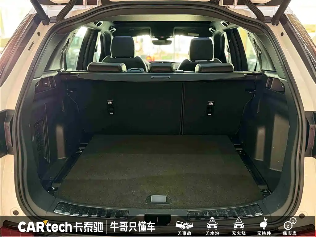 Land Rover Discovery Sport — фото 13