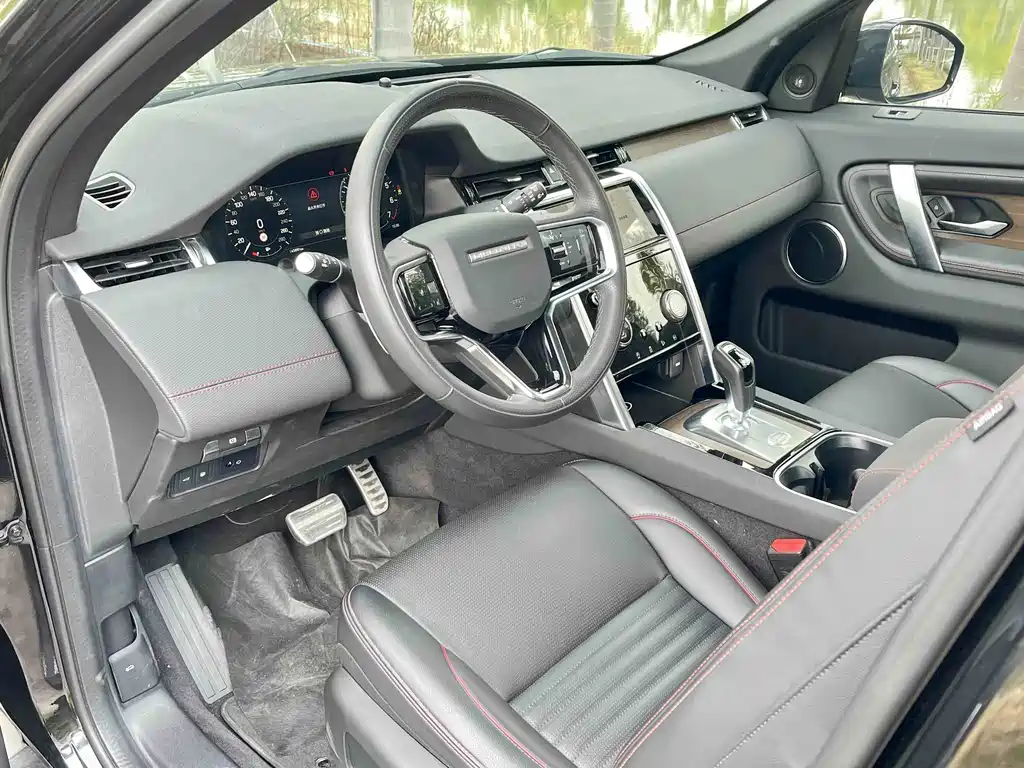Land Rover Discovery Sport Hybrid — фото 20