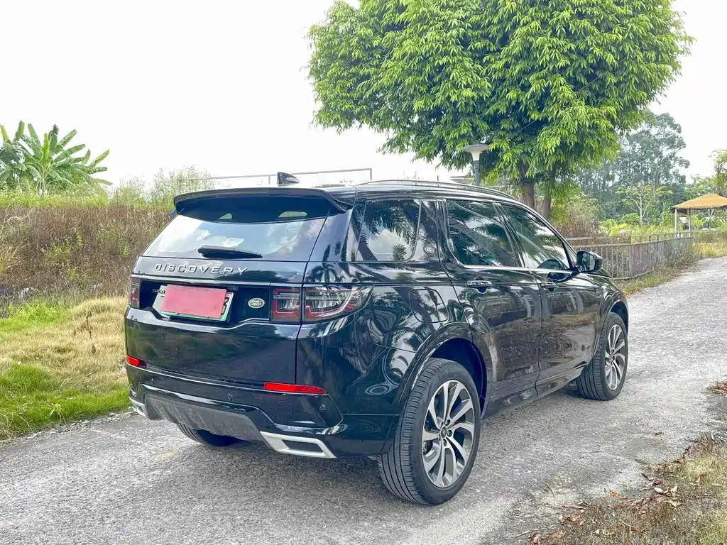 Land Rover Discovery Sport Hybrid — фото 4