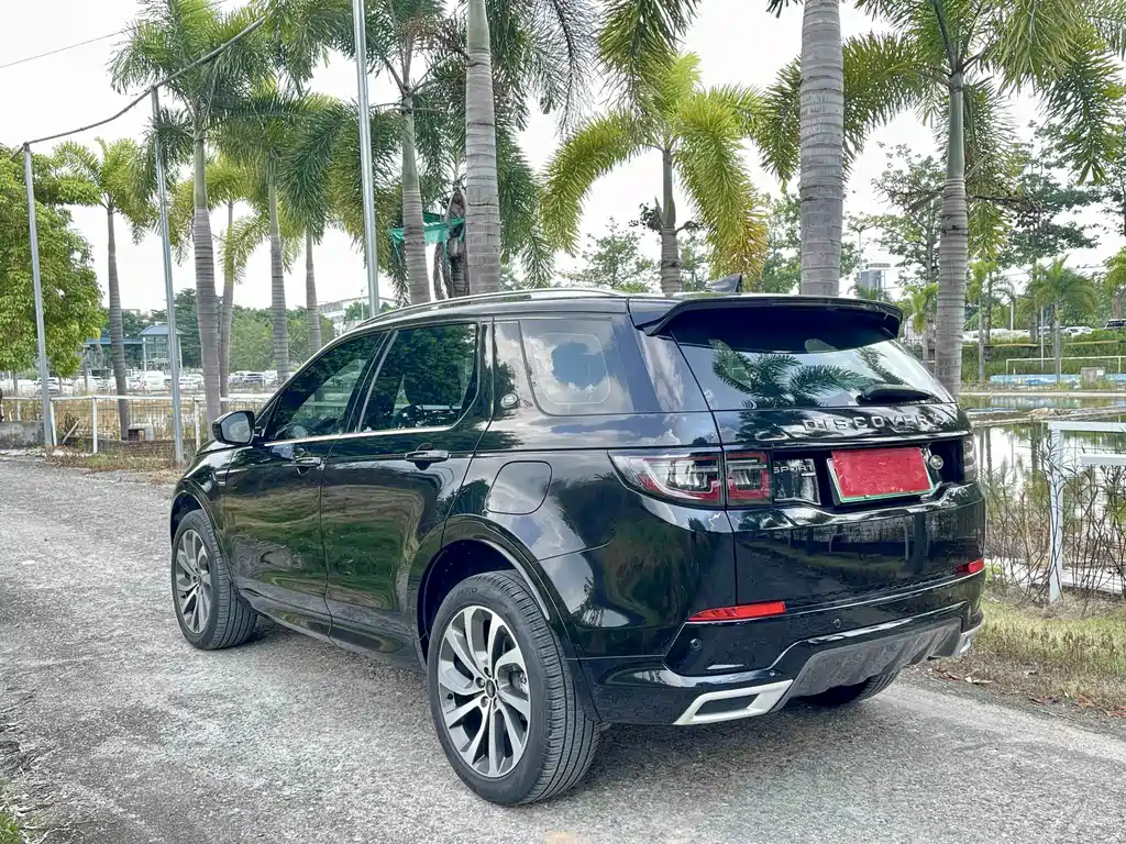 Land Rover Discovery Sport Hybrid — фото 7
