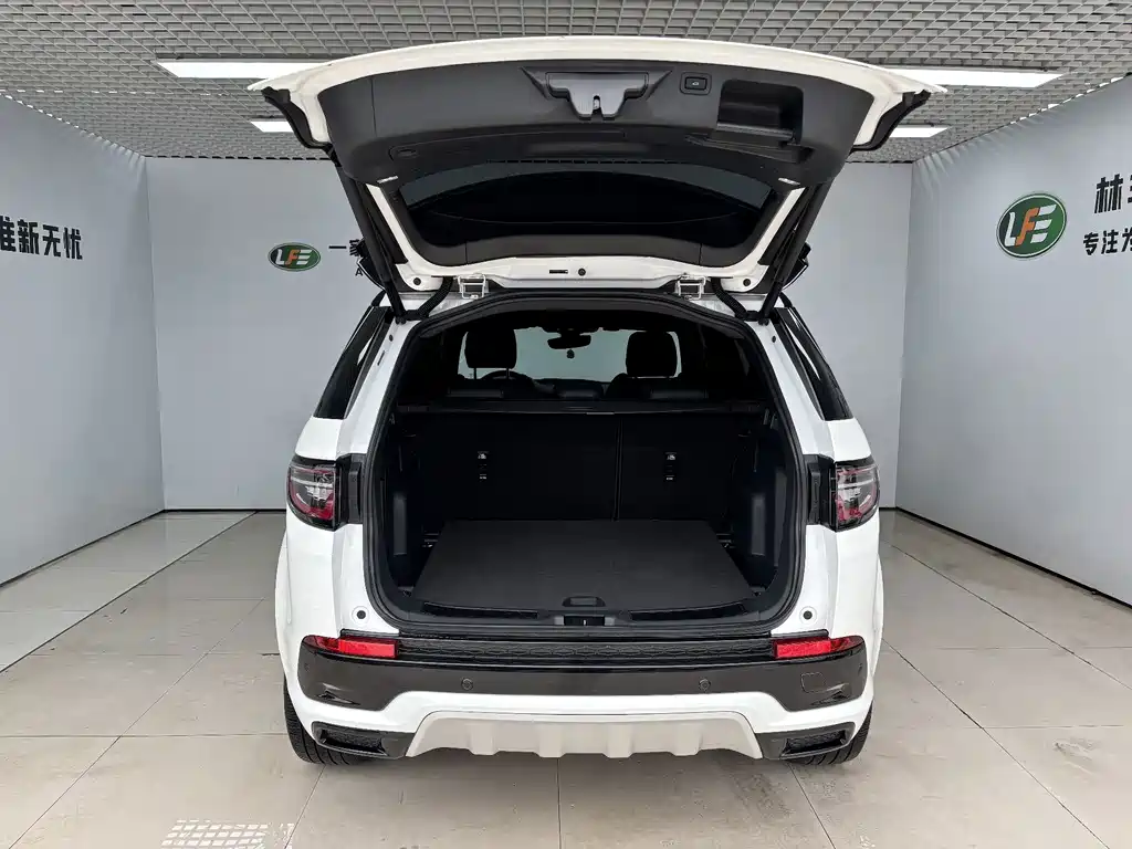 Land Rover Discovery Sport — фото 29