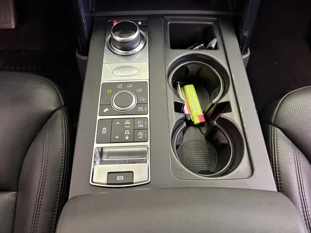 Land Rover Discovery — фото 15