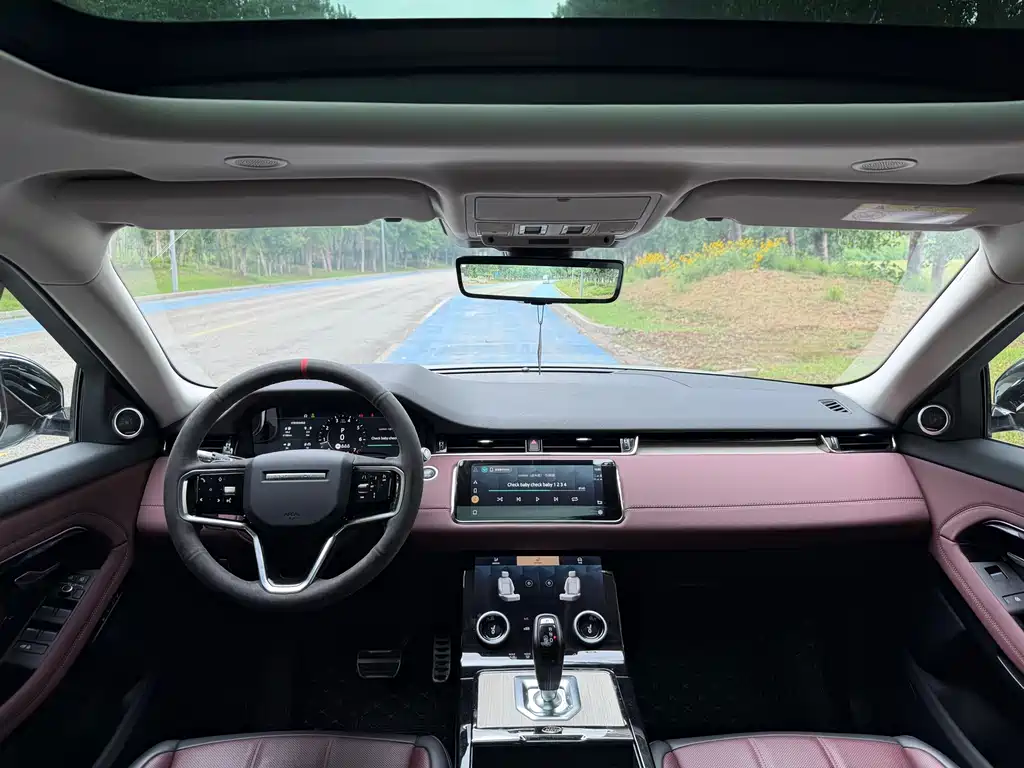 Land Rover Evoque — фото 14