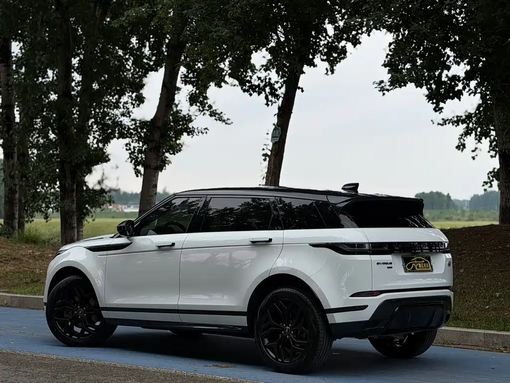 Land Rover Evoque — фото 4