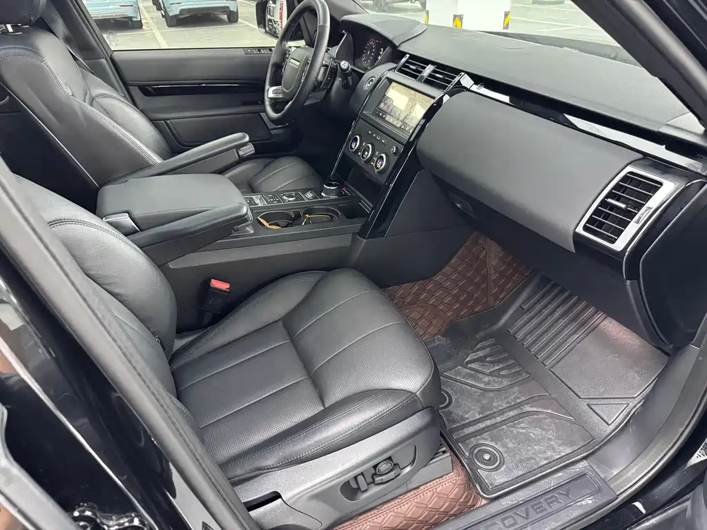 Land Rover Discovery — фото 13