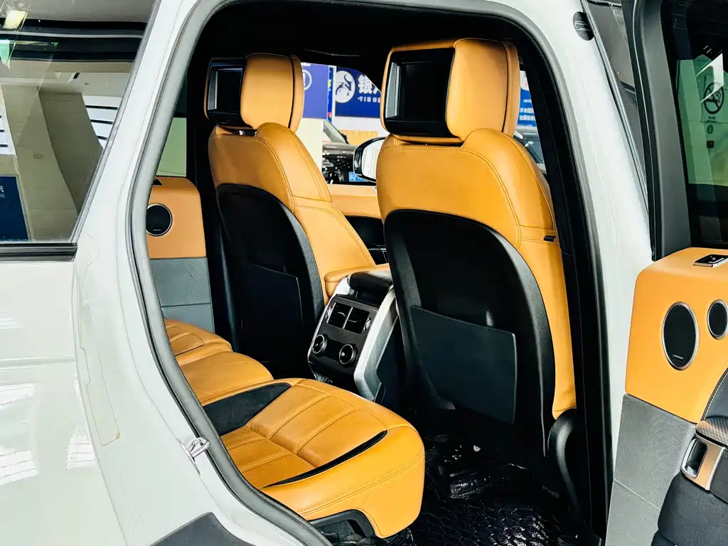Land Rover Sport — фото 10
