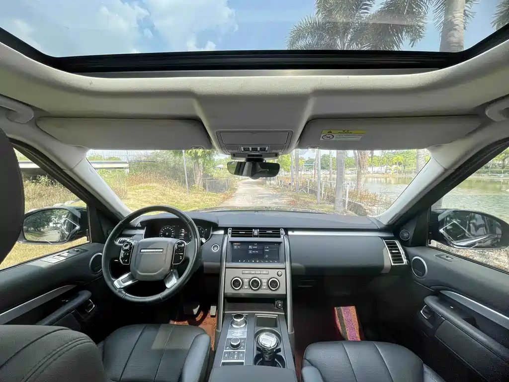 Land Rover Discovery — фото 15
