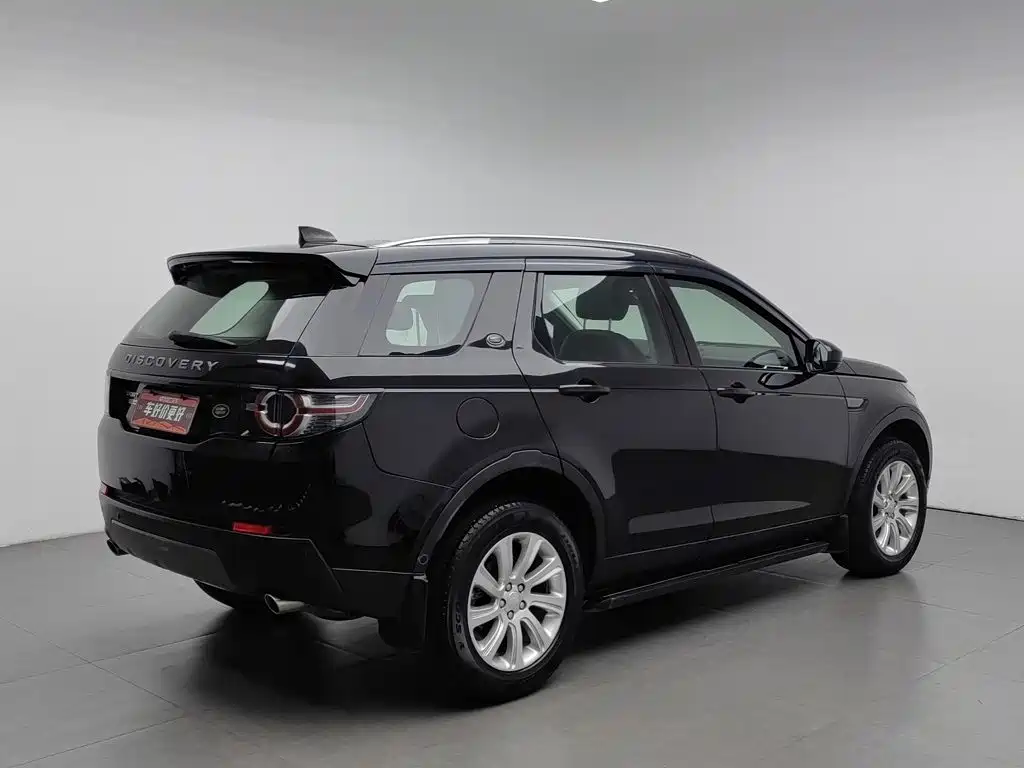 Land Rover Discovery Sport — фото 2
