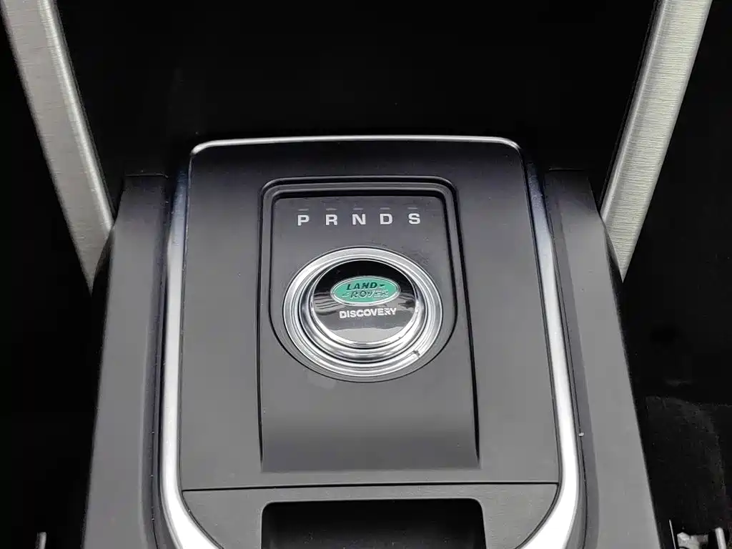 Land Rover Discovery Sport — фото 13