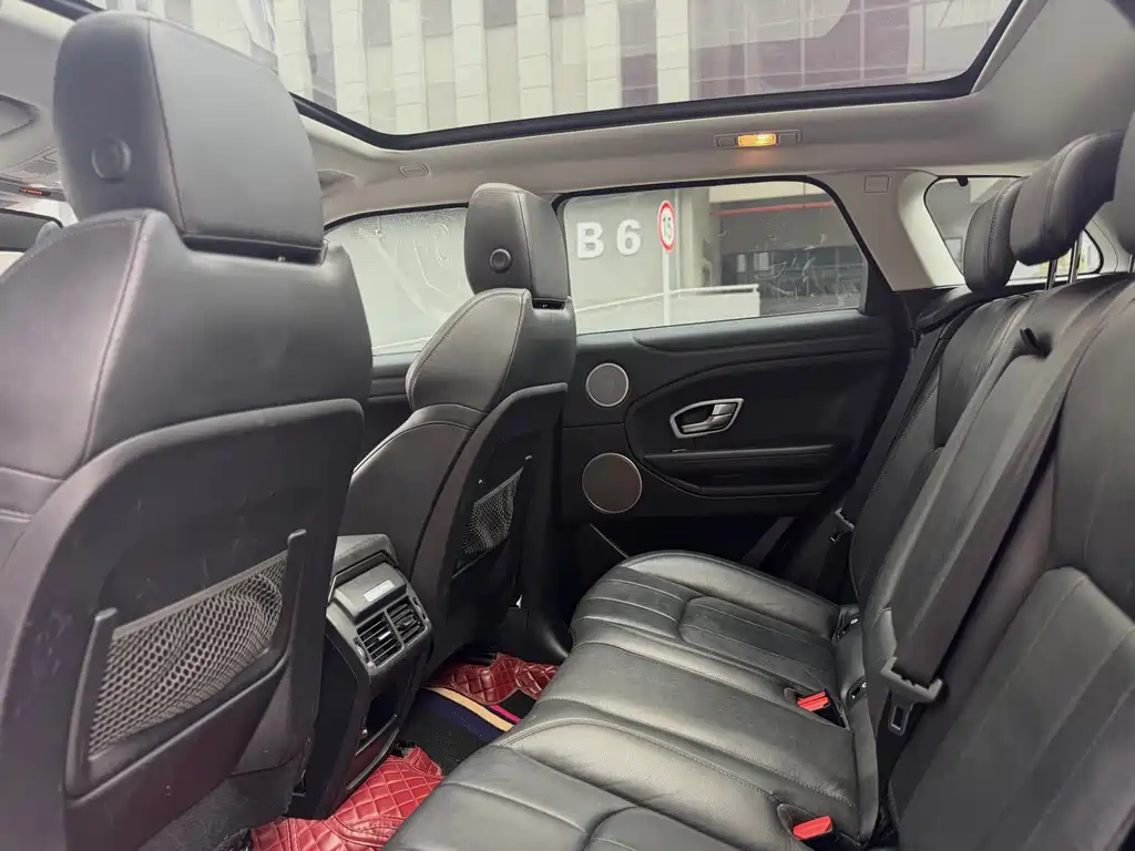 Land Rover Evoque — фото 6
