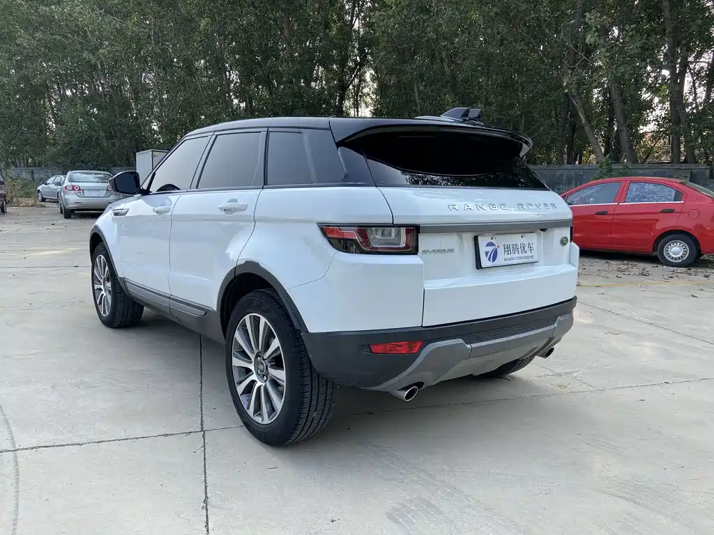 Land Rover Evoque — фото 6