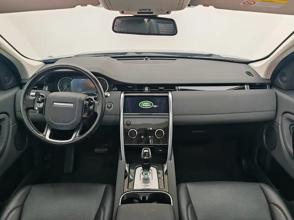 Land Rover Discovery Sport — фото 15