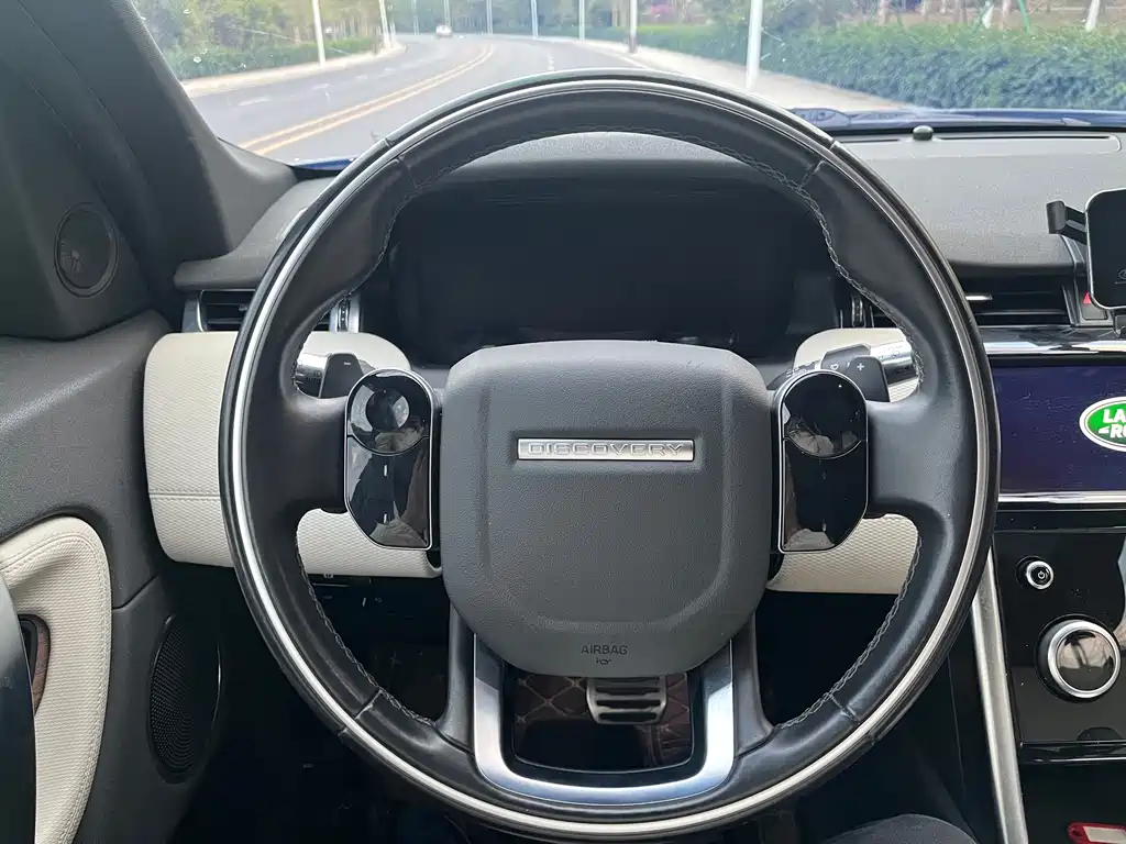 Land Rover Discovery Sport — фото 9
