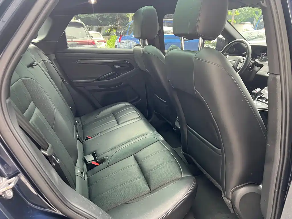 Land Rover Evoque — фото 11