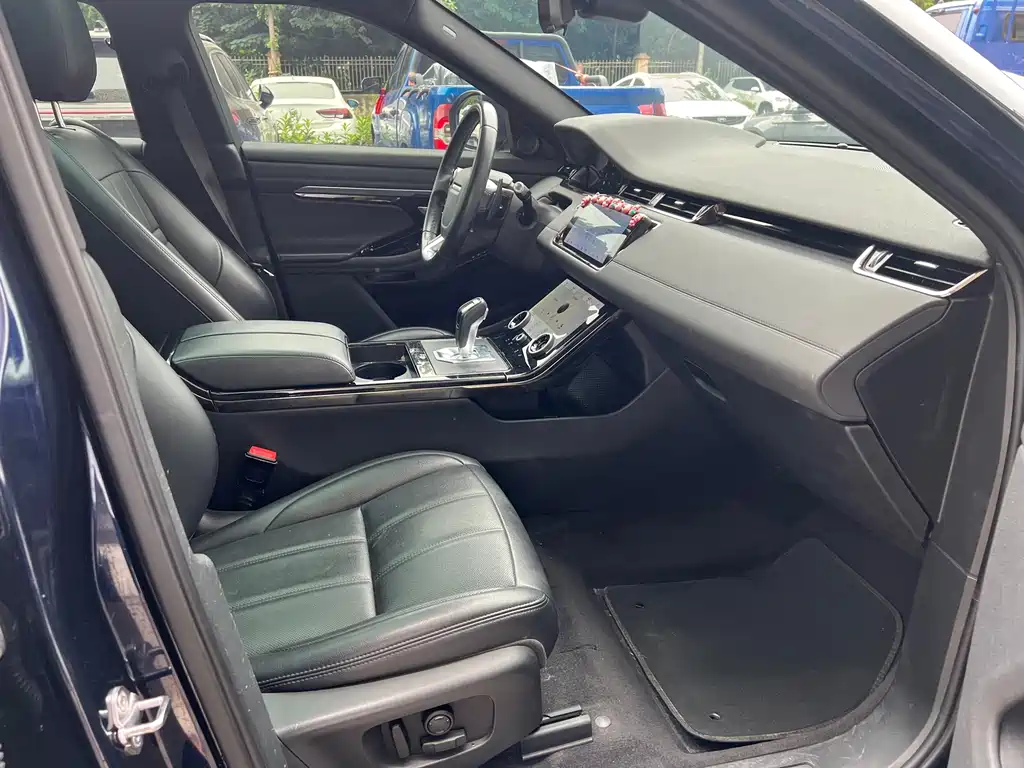 Land Rover Evoque — фото 10