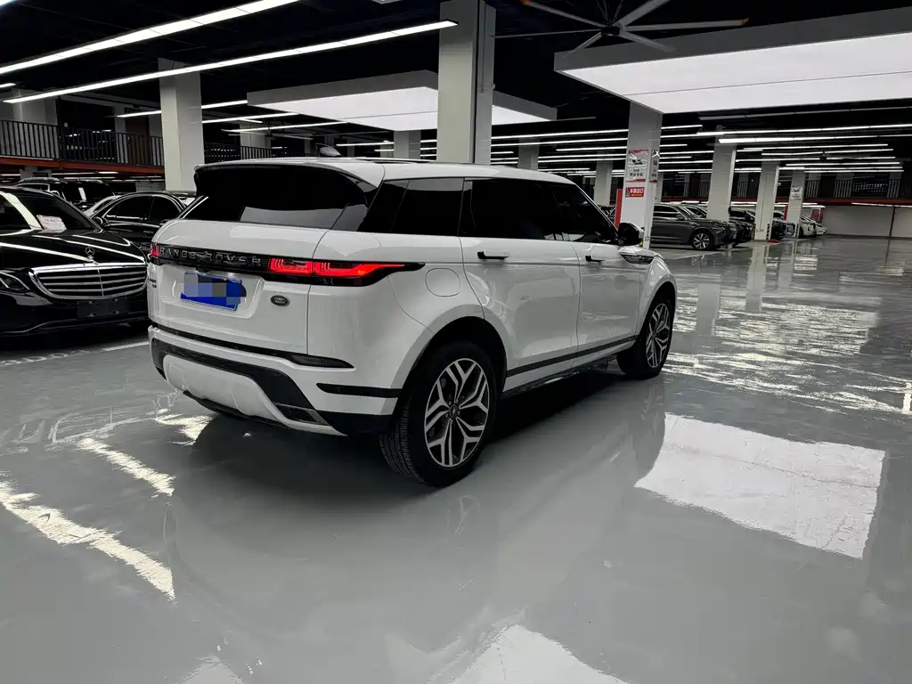 Land Rover Evoque — фото 15