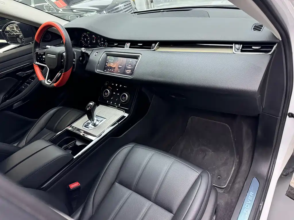 Land Rover Evoque — фото 10