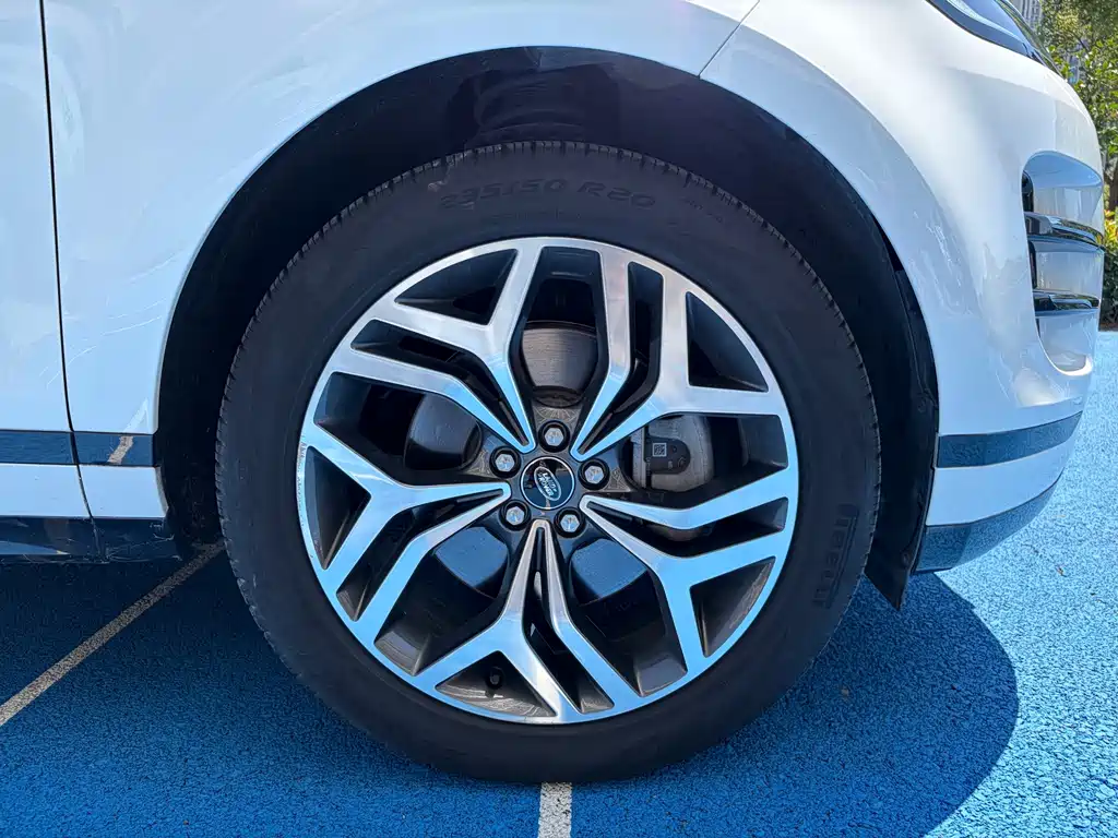 Land Rover Evoque — фото 23