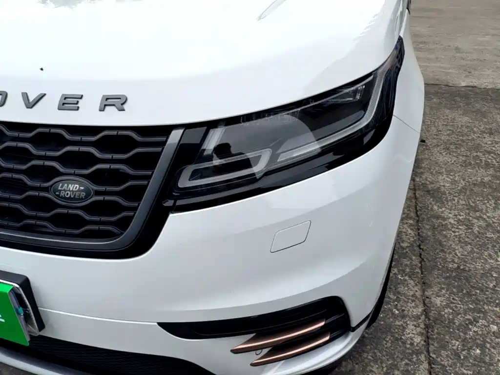 Land Rover Velar — фото 24