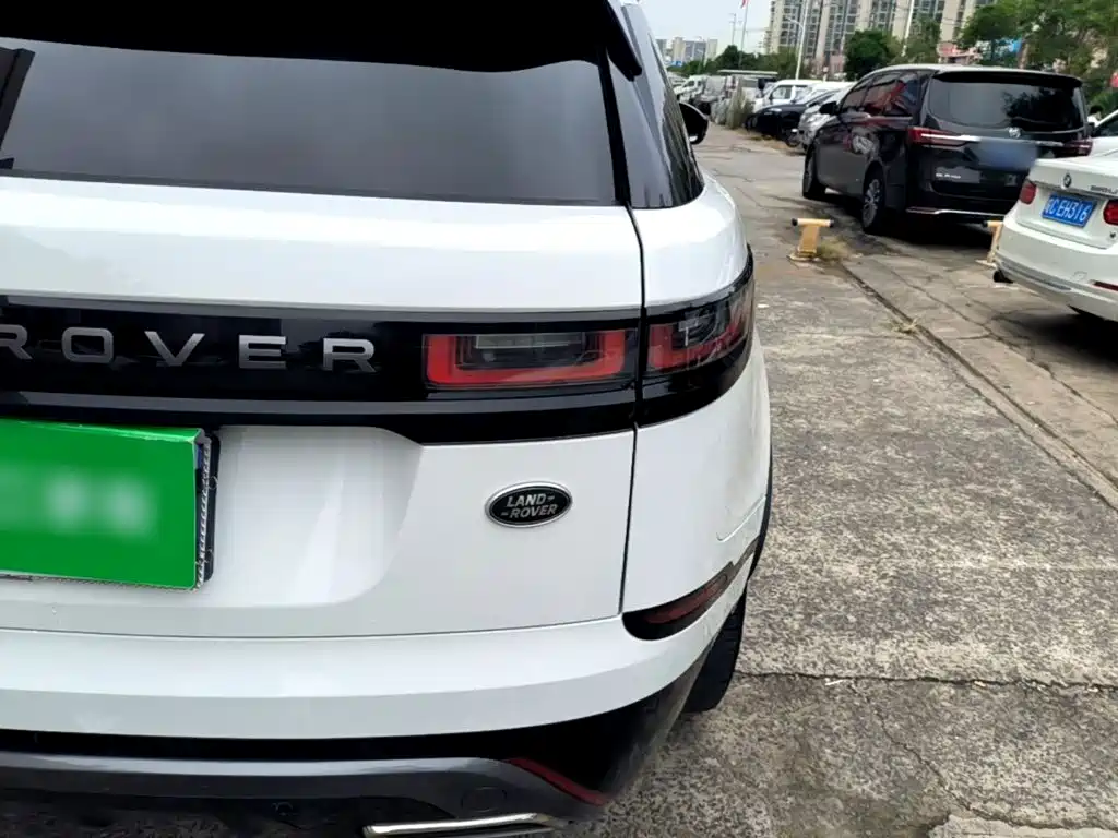 Land Rover Velar — фото 8