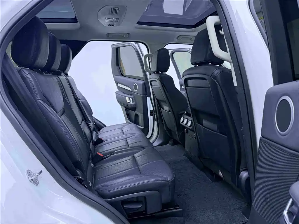 Land Rover Discovery — фото 11
