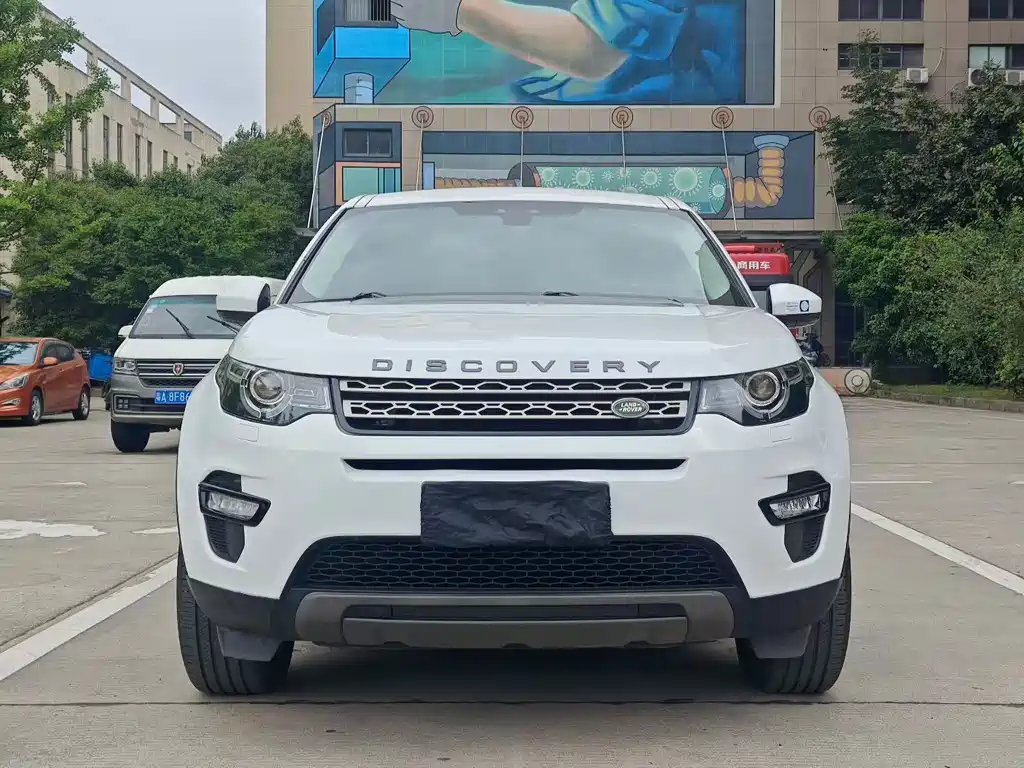 Land Rover Discovery Sport — фото 2