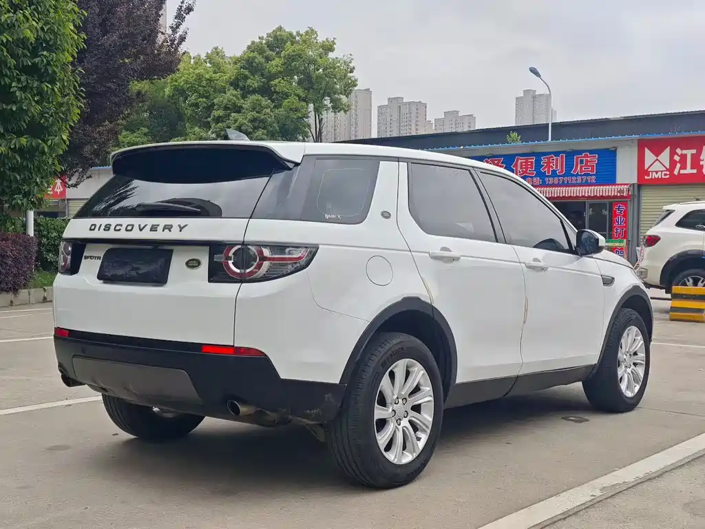 Land Rover Discovery Sport — фото 8