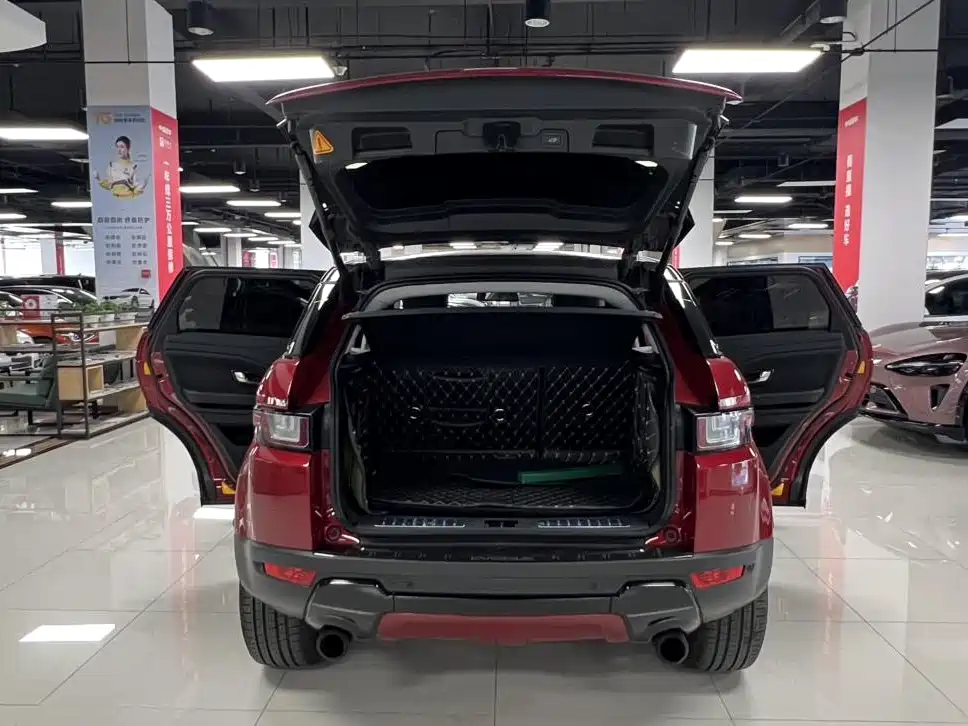 Land Rover Evoque — фото 29
