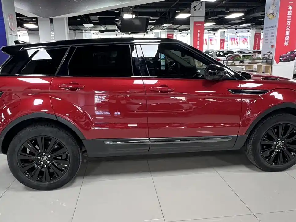 Land Rover Evoque — фото 8