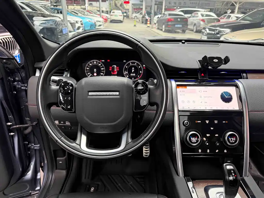 Land Rover Discovery Sport — фото 15
