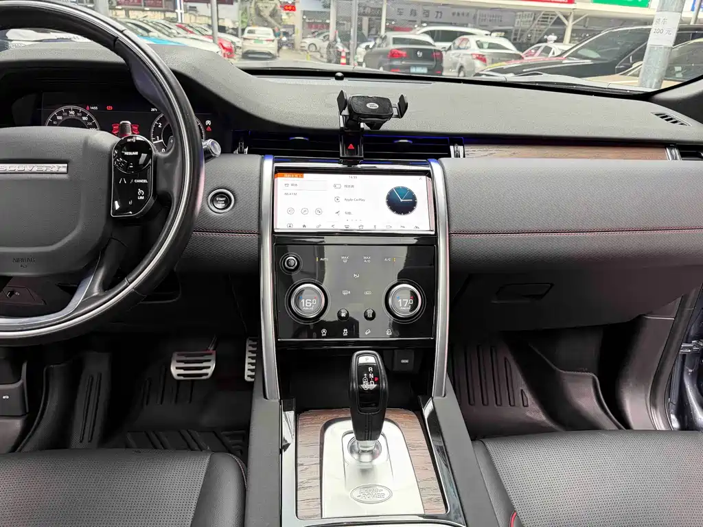 Land Rover Discovery Sport — фото 17