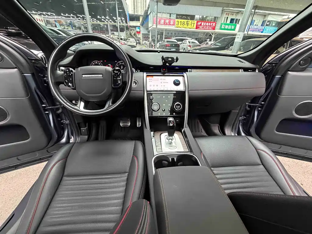 Land Rover Discovery Sport — фото 19