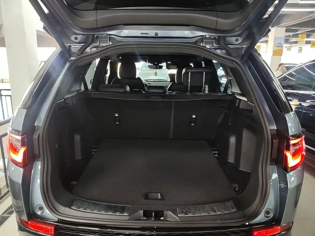 Land Rover Discovery Sport — фото 19