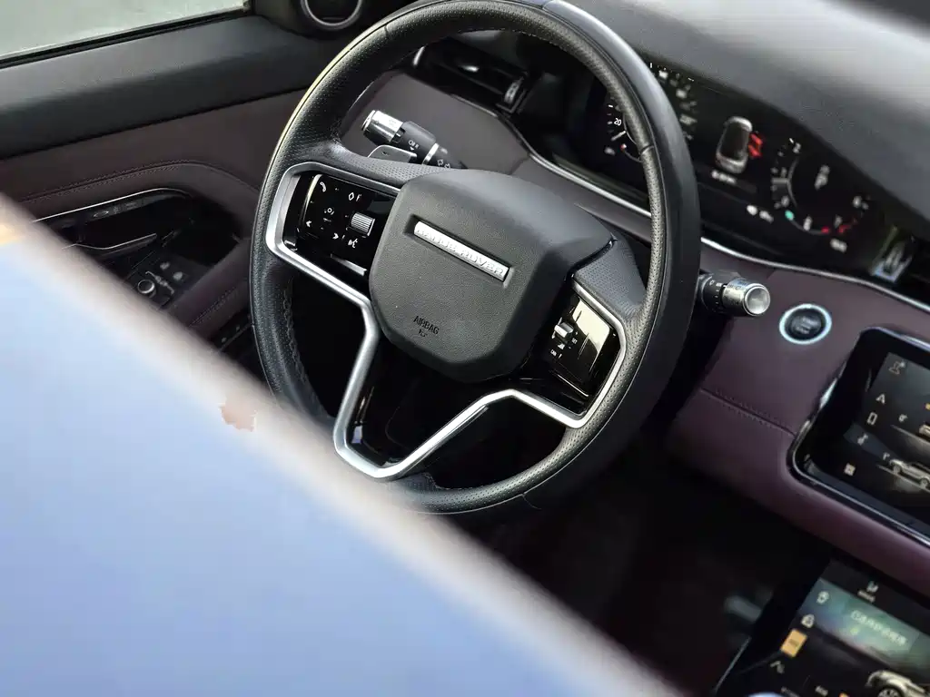 Land Rover Evoque — фото 11
