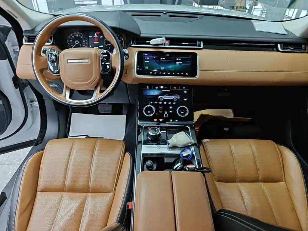 Land Rover Velar — фото 10