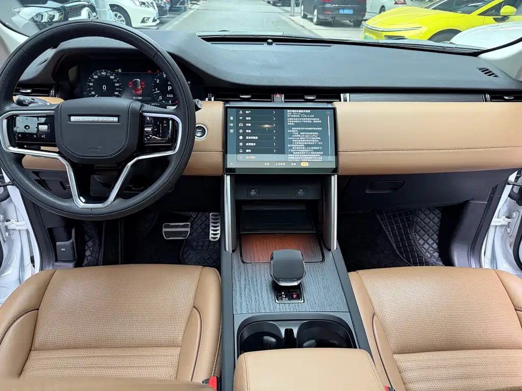 Land Rover Discovery Sport — фото 19