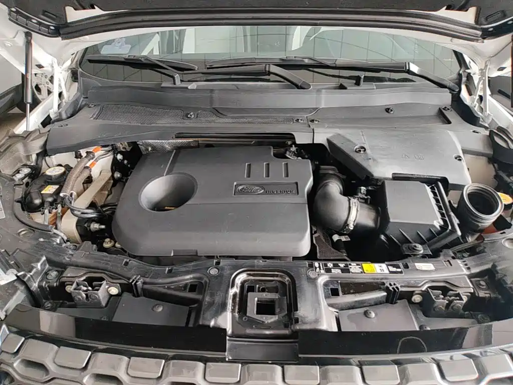 Land Rover Discovery Sport Hybrid — фото 20