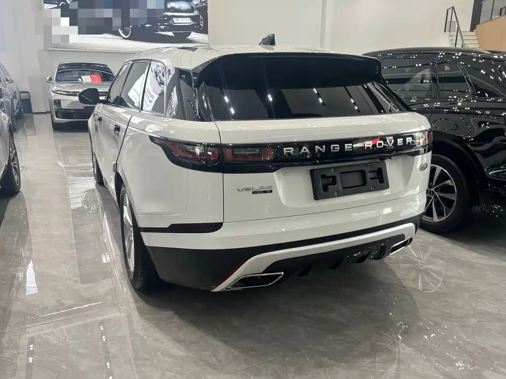 Land Rover Velar — фото 10