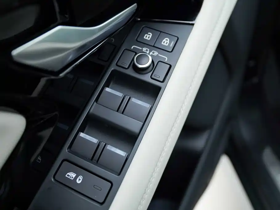 Land Rover Evoque — фото 10