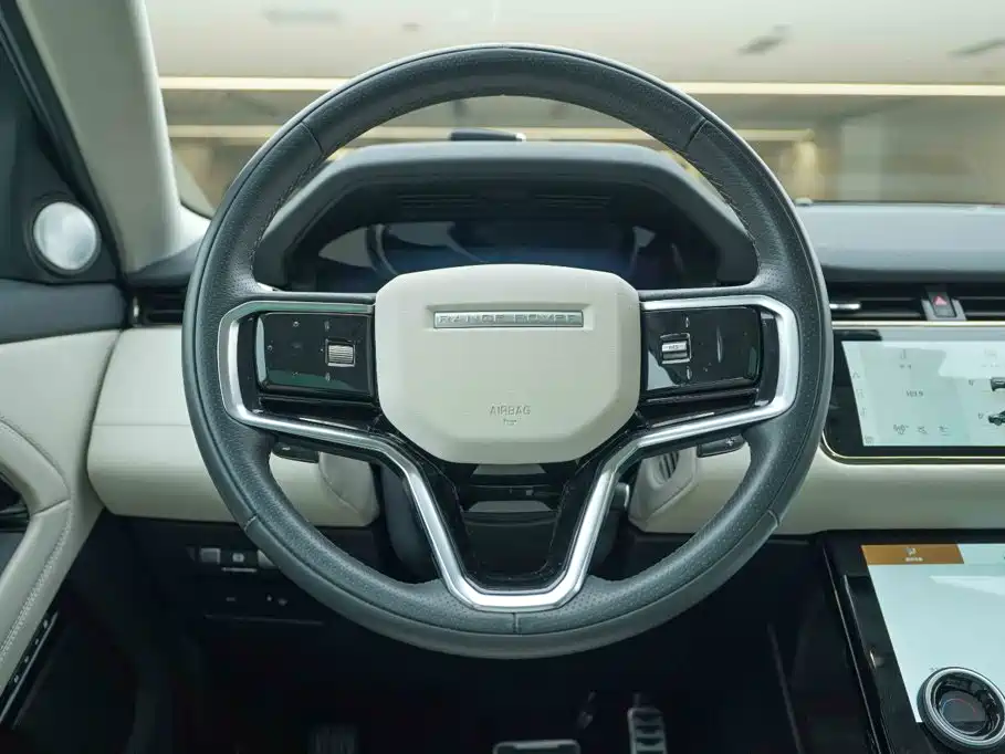 Land Rover Evoque — фото 16